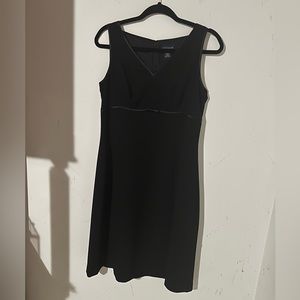 Vintage Ann Taylor Sleeveless Black Knee Length Dress Bow Waist 100% Silk Lining